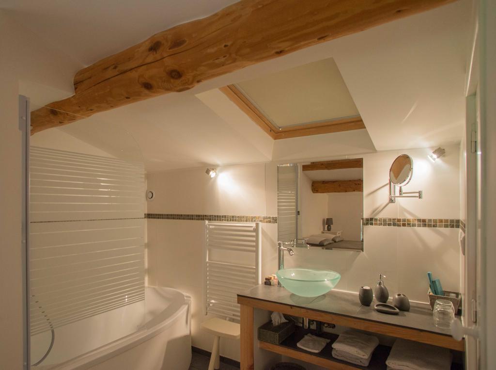 Le Mas De La Fontaine Bed & Breakfast Le Pegue Bilik gambar