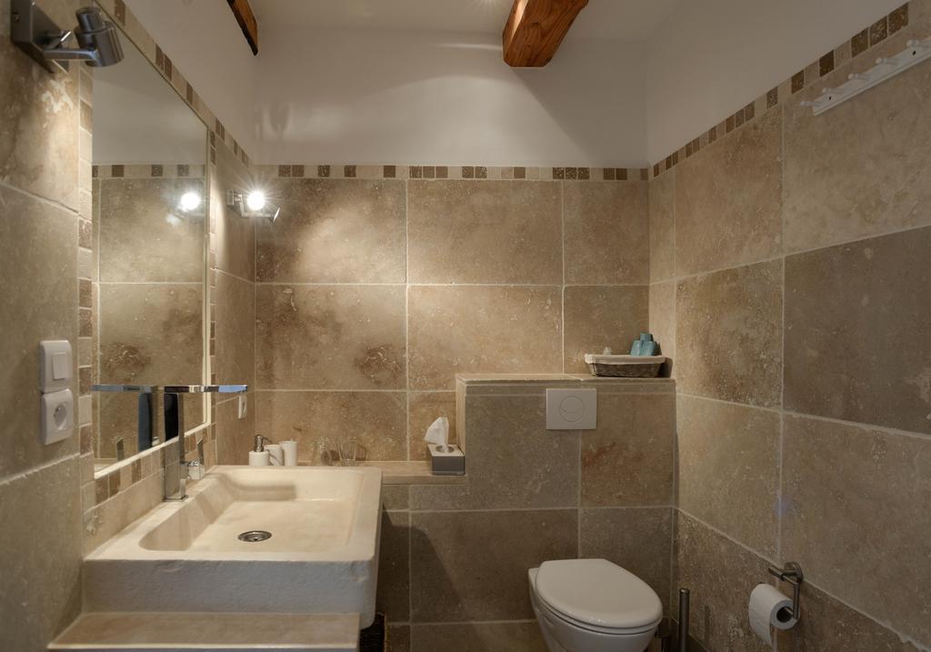 Le Mas De La Fontaine Bed & Breakfast Le Pegue Bilik gambar