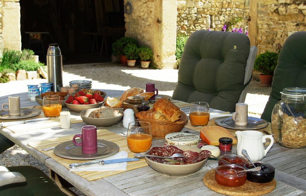 Le Mas De La Fontaine Bed & Breakfast Le Pegue Luaran gambar